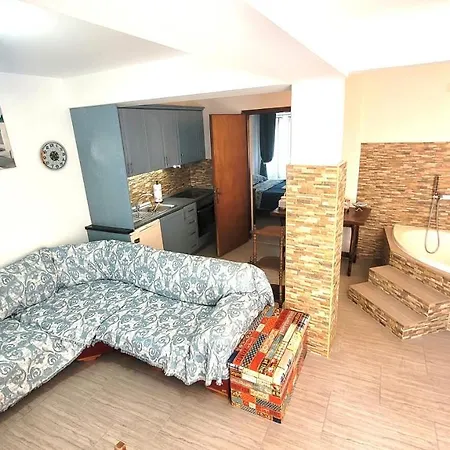To Ryaki Apartman Panajía